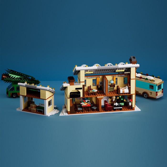Christmas Holiday Home Building Blocks Set (1958PCS）– Snowy Winter House with Lights, Buses & Sleds enginediyshop
