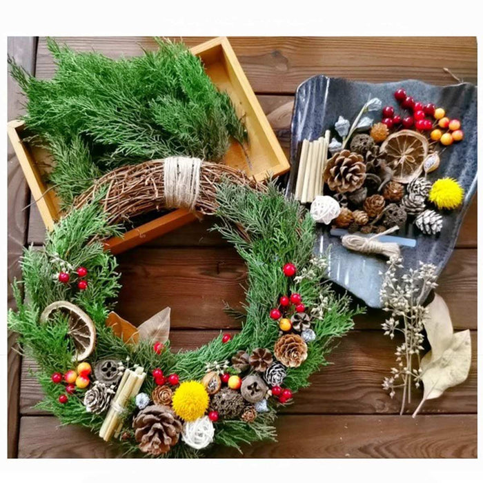 25cm DIY Christmas Wreath Kit, Dried Flower Door Hanger Craft Set, Holiday Home Decor and Festive Gift enginediyshop