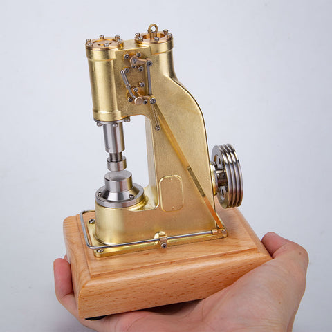 Miniatur-Modell einer Messing-Kolben-Schmiedemaschine für die industrielle Schmiede 4