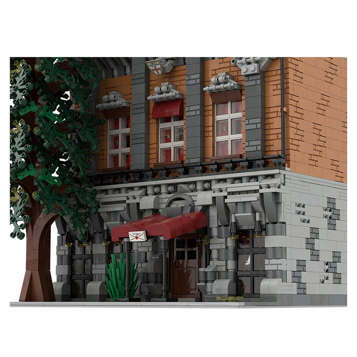 MOC-46504  Old Town Hostel  Creative Street View Building Blocks Compatible with Other Brands Street View (5286PCS) enginediyshop
