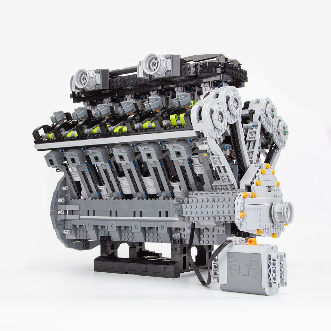 6.5L Quad Cam 60° V12 Cylinder Mid-Speed Engine Small Particle Building Blocks Set (3679PCS) enginediyshop